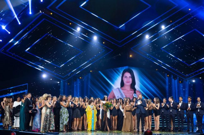 Miss Italia 2019: la corona alla vigevanese Carolina Stramare